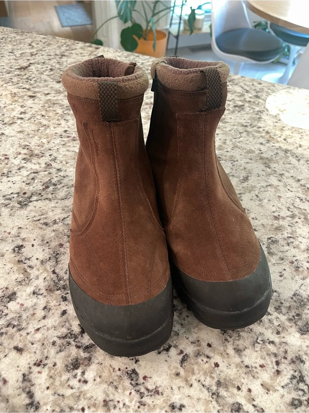L.L.Bean PrimaLoft 100g Insulated Suede Boots Men’s 11 Wide Brown Side Zip